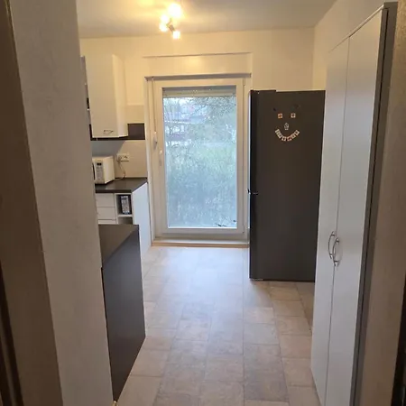 Spacious About 90 Sqm アパート フライタール